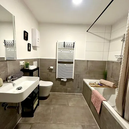 Kingsize Apartment Duisburg